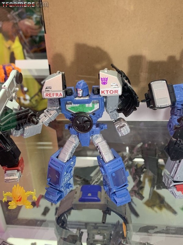 SDCC 2019  Ratchet, Impactor  Holo Mirage Powerdasher  Greenlight  (20 of 29)